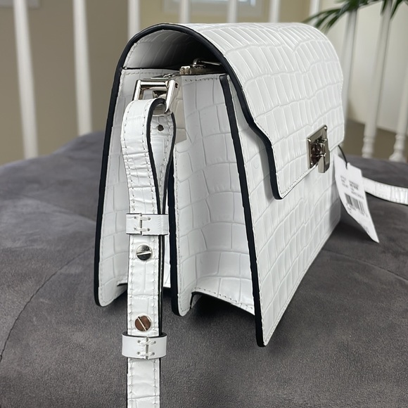 MARGE SHERWOOD ~ Croc Embossed White Vintage Brick Matiss Shoulder Bag ~ NWT! - Picture 2 of 10
